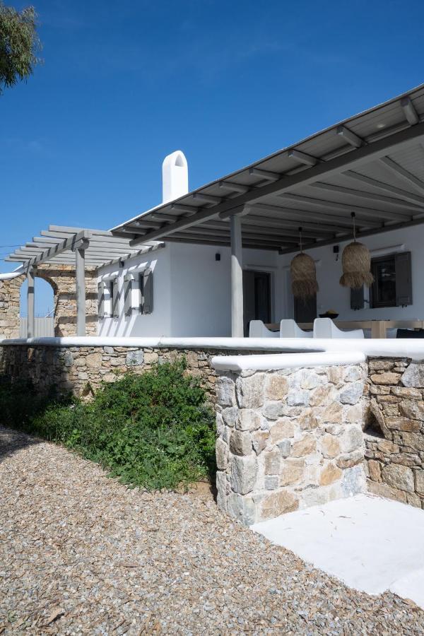 Private Villa Maou Ano Mera Exteriör bild